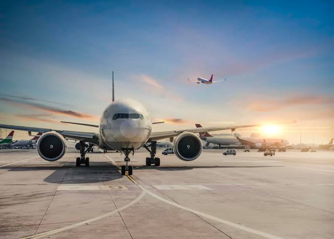 Aprovada taxa de poluição sobre aviões no aeroporto internacional de SP