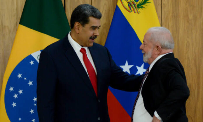 Lula nega que Venezuela viva uma ditadura