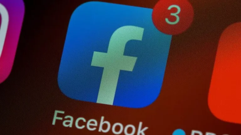Estudos continuam descobrindo que os algoritmos de mídia social não aumentam a polarização. Por que a imprensa é tão cética?