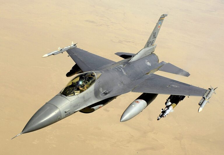 Estados Unidos querem caças F-16 na Argentina